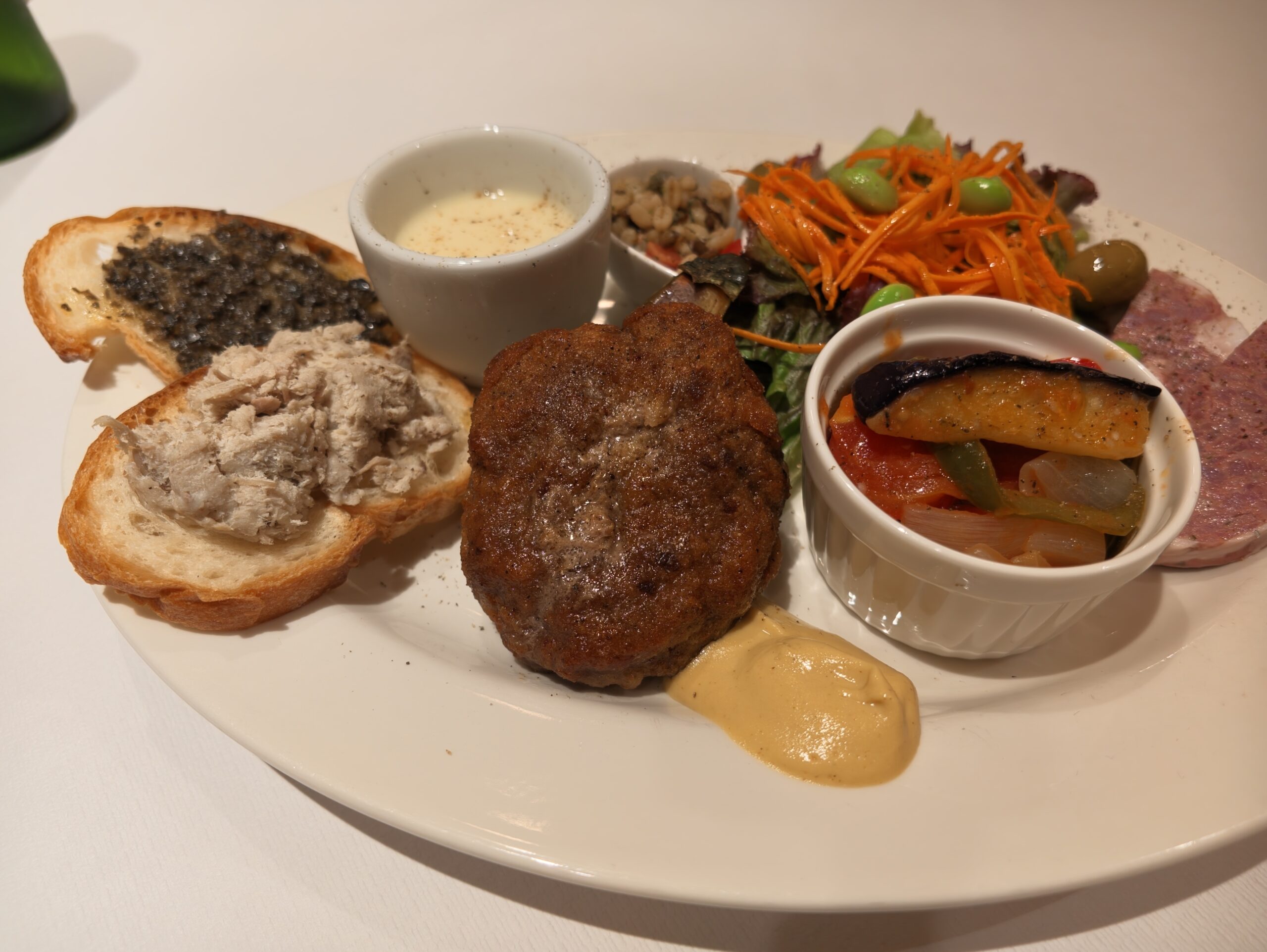 Bistro Petite Scéne2_2