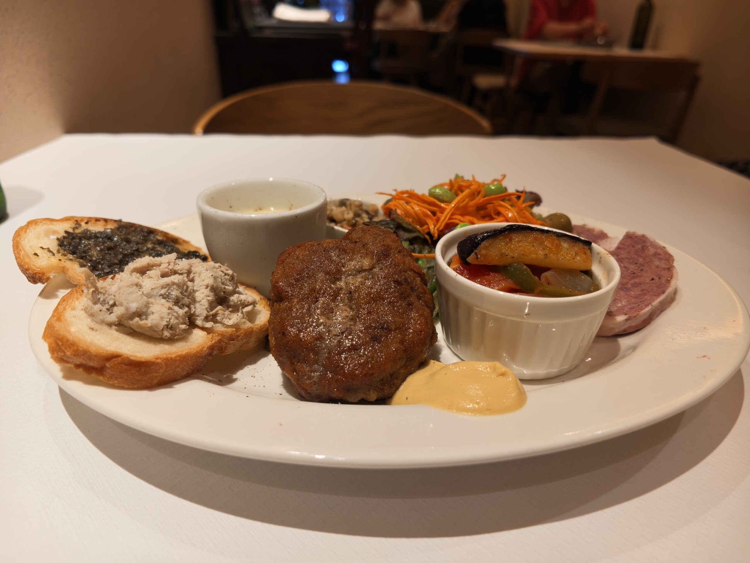 Bistro Petite Scéne2
