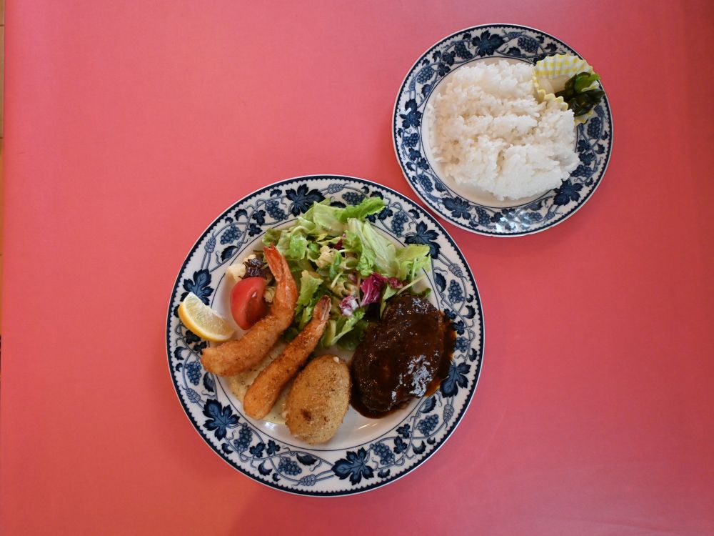 グリル生研会館_3