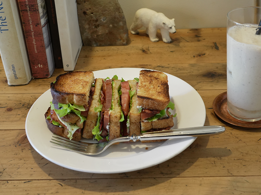 ha ra　BLTサンド