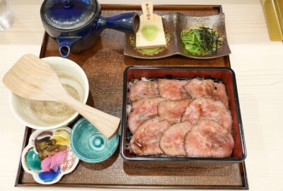 肉まぶし専科 肉亭新