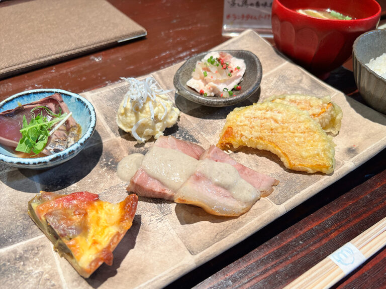 omo cafe ごはんプレート