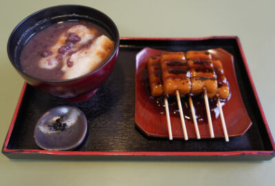 梅園　餅ぜんざいとみたらし団子